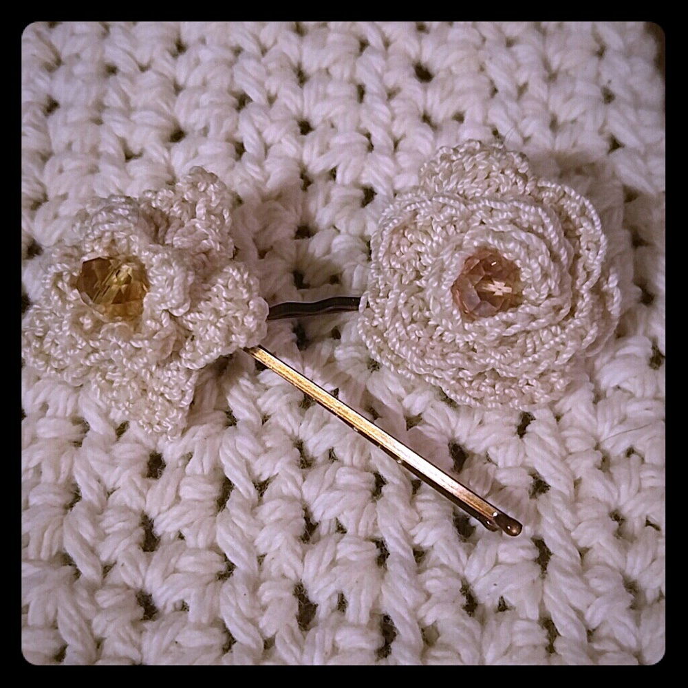 Handmade. Set of 2 Girls/Kids Hair Pins.